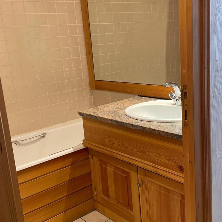 Charmant 4 pièces pour 6 pers. au pied des pistes avec wifi - FR-1-411-714 - Apartment (6 Adults) - 6