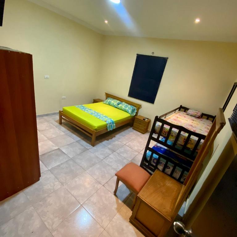 La Casona 42 - Habitación Familiar con baño privado - 11