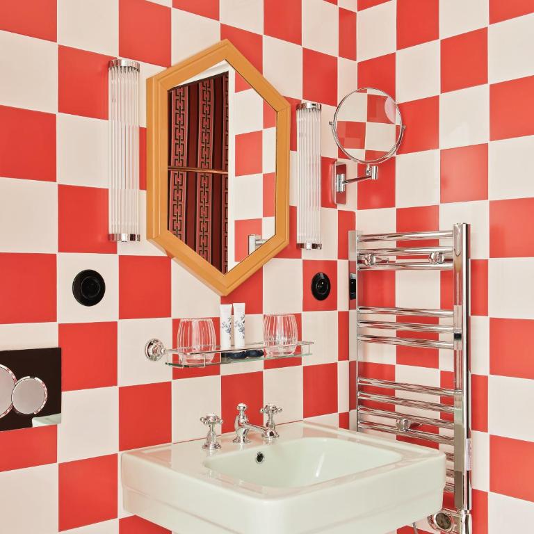 Hôtel Les Deux Gares & Spa - Suite Deluxe - 9