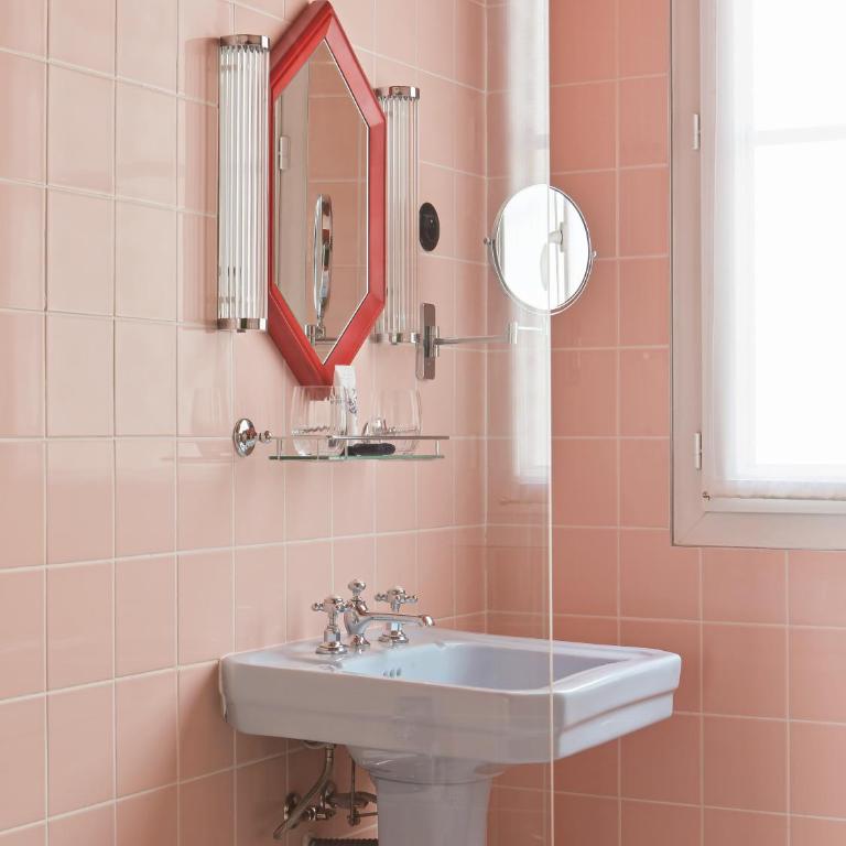 Hôtel Les Deux Gares & Spa - Chambre Double ou Lits Jumeaux Supérieure - 9