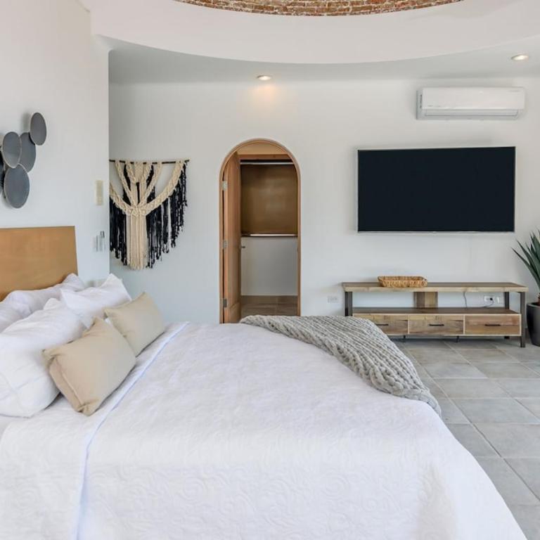 The one and only Pedregal Hollywood House - Villa - 5