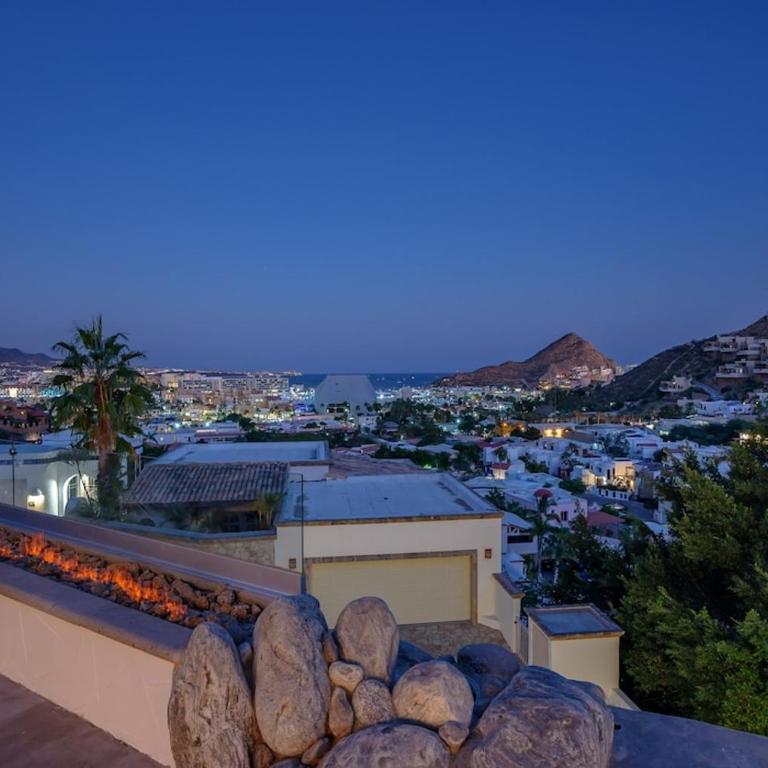 The one and only Pedregal Hollywood House - Villa - 40
