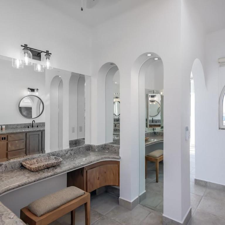 The one and only Pedregal Hollywood House - Villa - 47