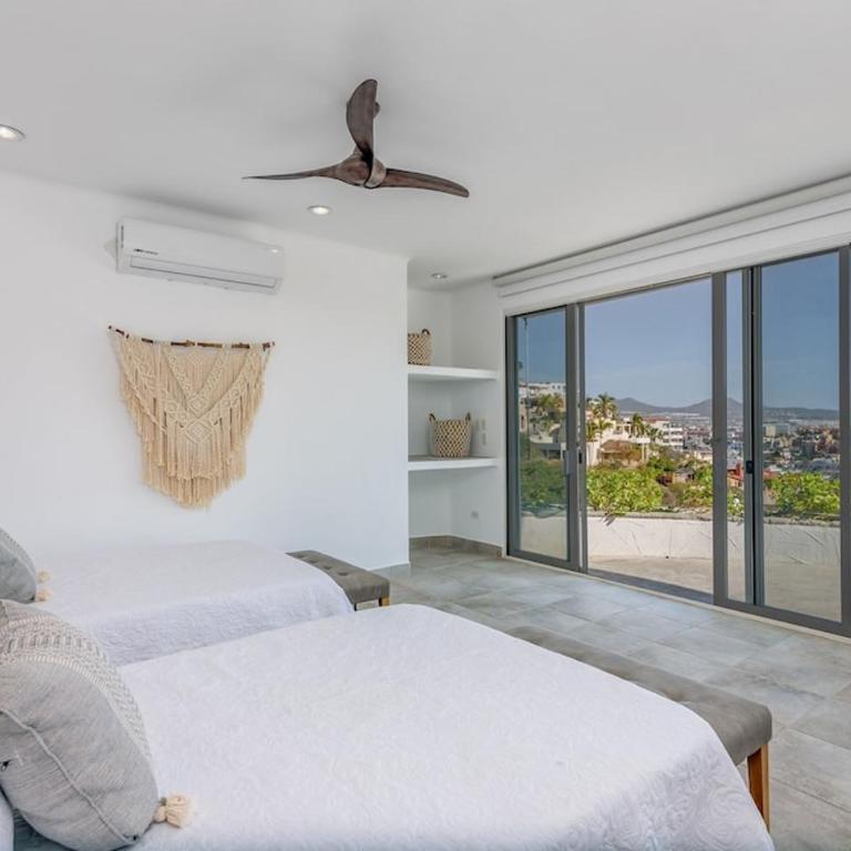 The one and only Pedregal Hollywood House - Villa - 54