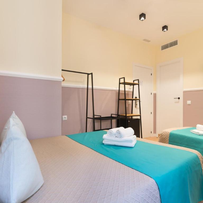 Hostal Evocare Madrid - Chambre Triple - 6