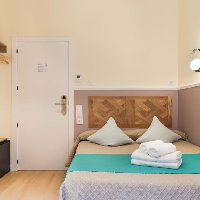 Hostal Evocare Madrid - Chambre Double Standard - 7