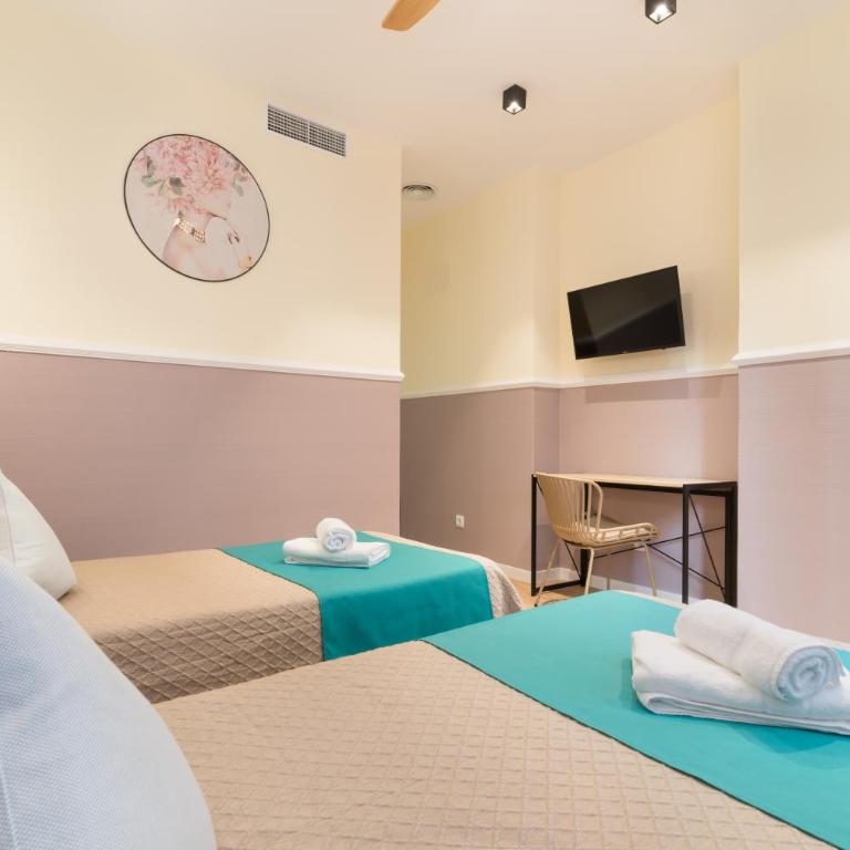 Hostal Evocare Madrid - Chambre Double Supérieure avec 2 Lits Simples - 5