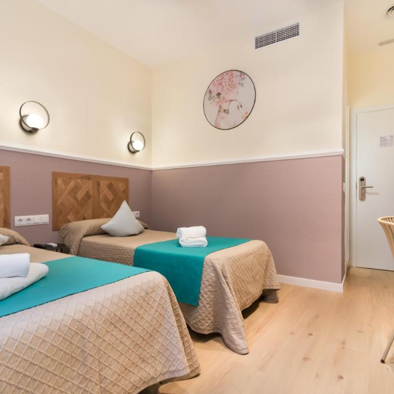 Hostal Evocare Madrid - Chambre Double Supérieure avec 2 Lits Simples - 13