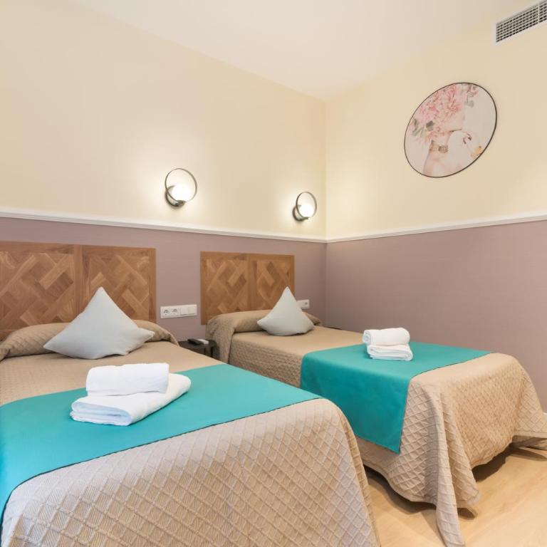 Hostal Evocare Madrid - Chambre Double Supérieure avec 2 Lits Simples - 9