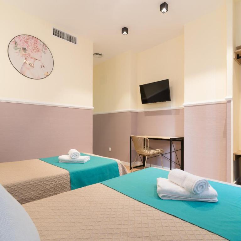 Hostal Evocare Madrid - Chambre Double Supérieure avec 2 Lits Simples - 16