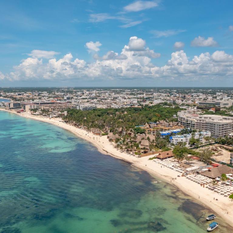 Bahay Condos steps from the beach and 5th ave - Estudio con balcón - 6