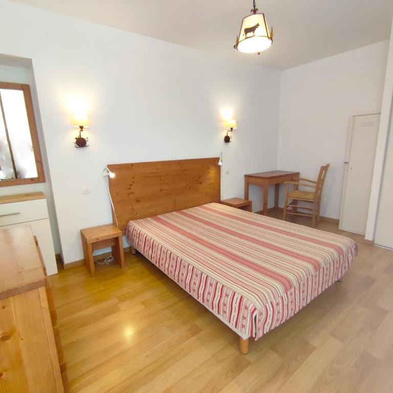 Pat 83, T2, centre Luchon, wifi, casier à skis, 4 personnes - Appartement 1 Chambre - 5