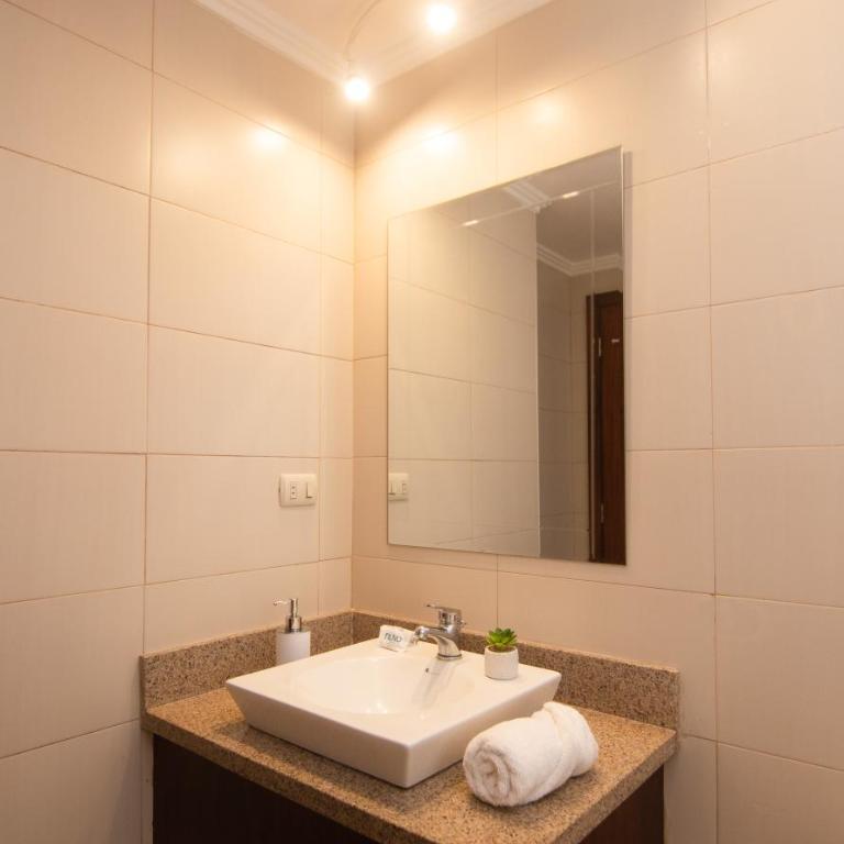 Riverfront II, piso 2, suite vista al rio, Puerto Santa Ana, Guayaquil - Apartamento de 1 dormitorio - 8