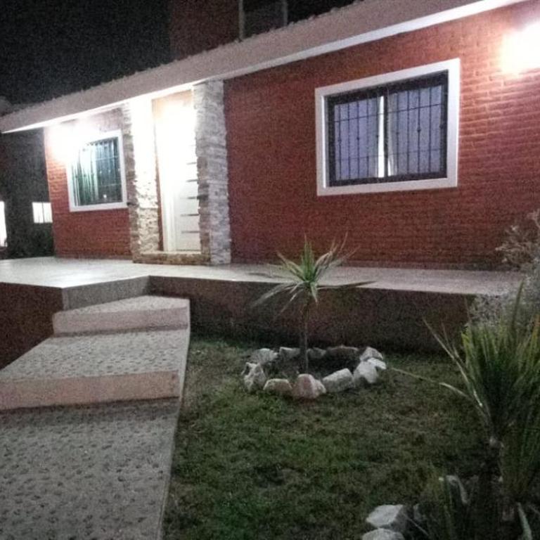 La Estancita de Tanti con pileta - One-Bedroom House - 4