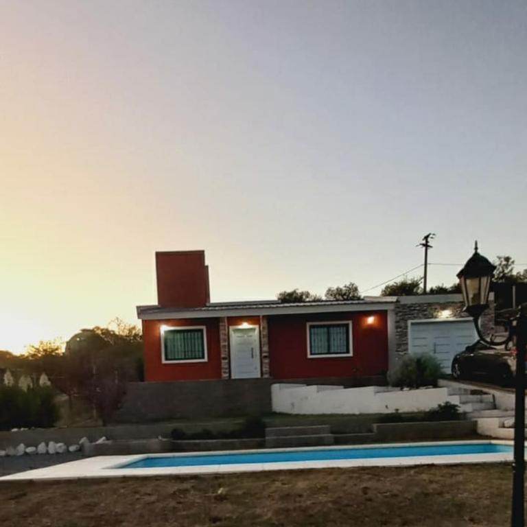 La Estancita de Tanti con pileta - One-Bedroom House - 6