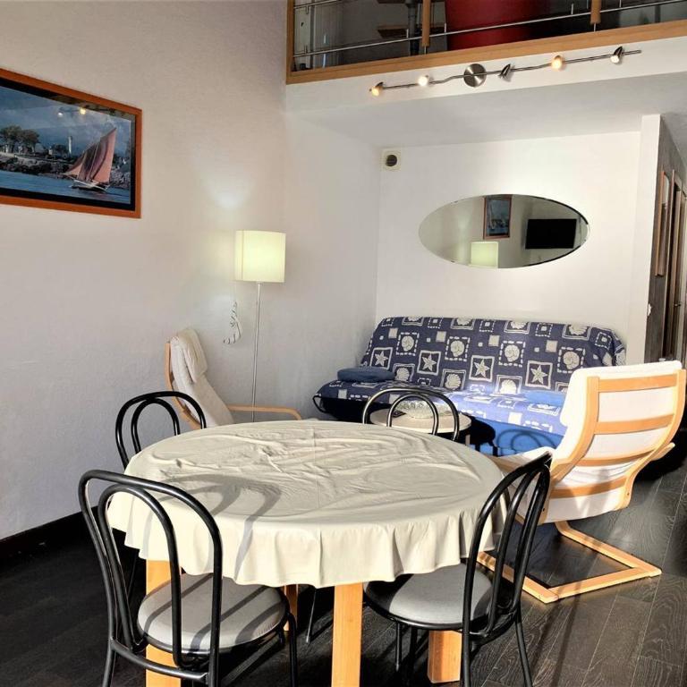 Quiberon - Studio mezzanine rénové 40m² pour 4 pers - Vue mer et parking - FR-1-478-24 - Studio - 8