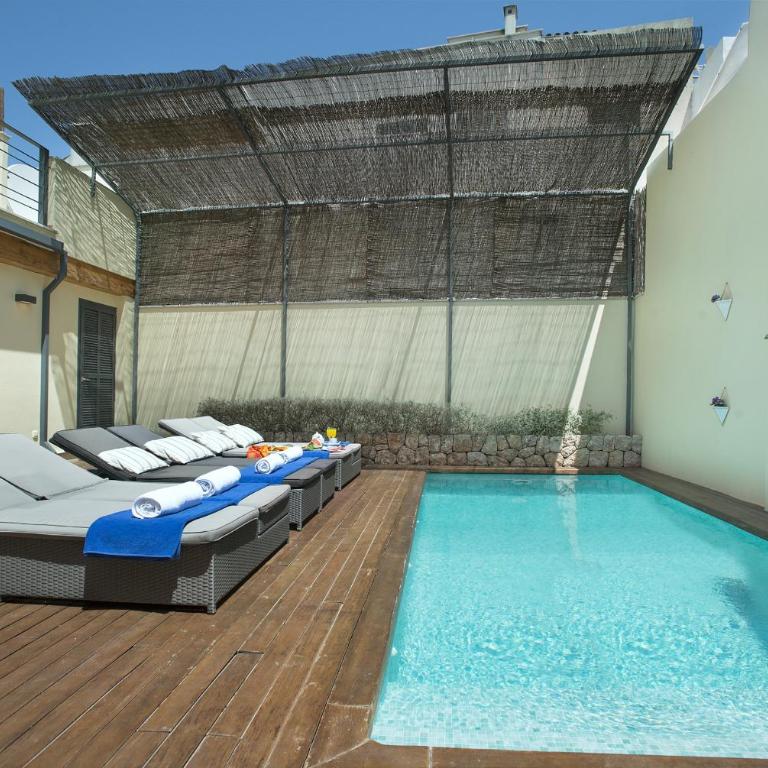 Owl Booking Villa Alvarez - 5 Min Walk to Old Town Center - Villa Deluxe - 32