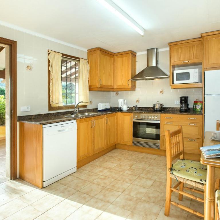 Owl Booking Villa Can Esteva - Family and Friends - Villa con vistas al jardín - 23