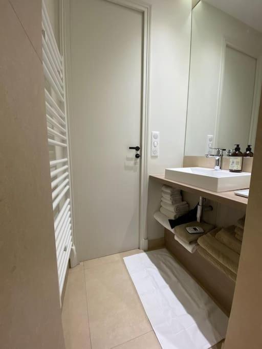 Coeur de Montorgueil angle Tiquetonne ensoleillé - One-Bedroom Deluxe Apartment - 24