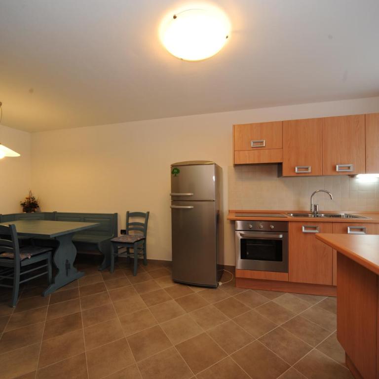 Appartamenti Vegaia - Appartamento con 2 Camere da Letto e Balcone - 8
