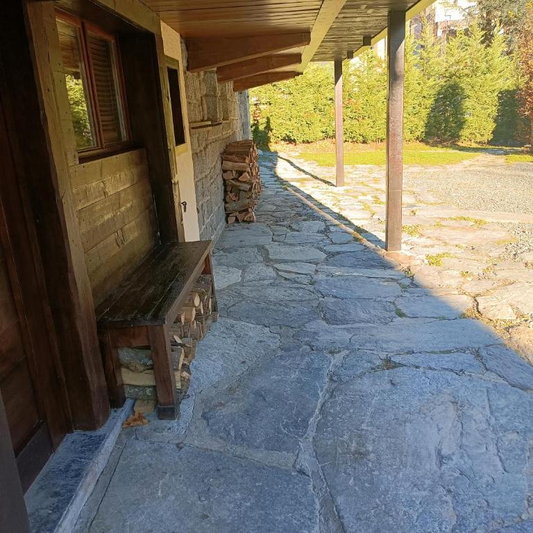 Three Bedroomed Chalet Apartment - Appartement avec Vue sur la Montagne - 12