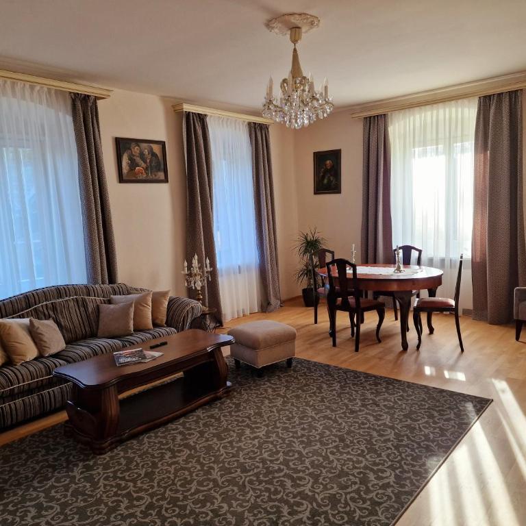 Palais Kneissl - Executive Suite - 7