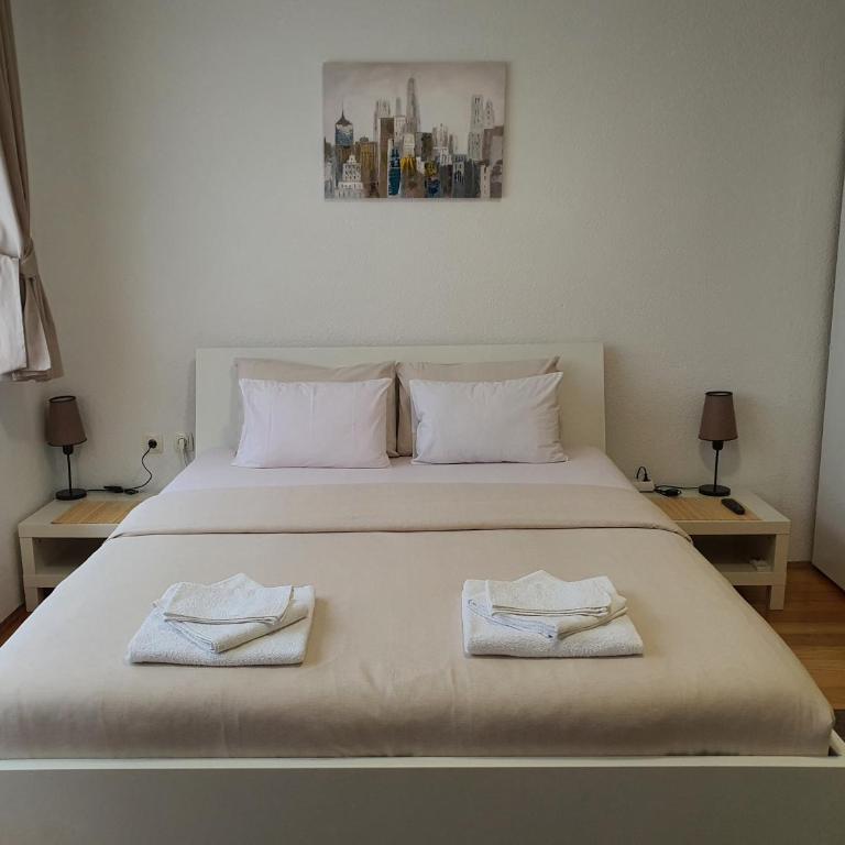 Studio Apartman 11 - One-Bedroom Apartment - 2