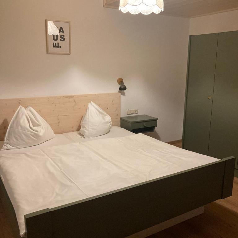 Rosi`s - Apartment mit 2 Schlafzimmern und Balkon - 2