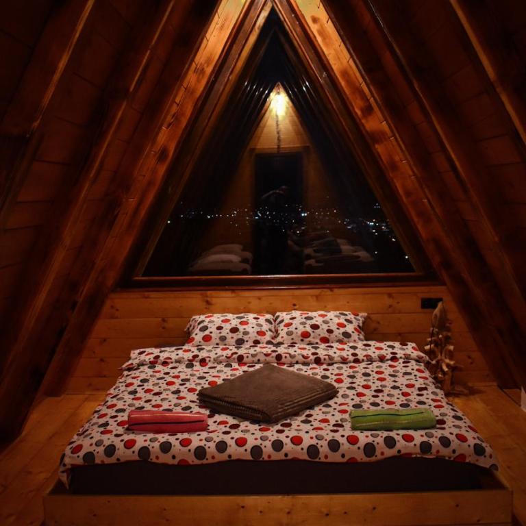 Vikendica Tromedja Pale - One-Bedroom Chalet - 54