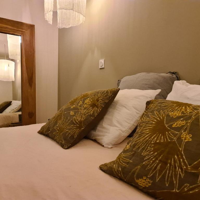 La Maison de Lyna - Suites de charme intra-muros avec parking & autonomie - Suite Superior King - 2