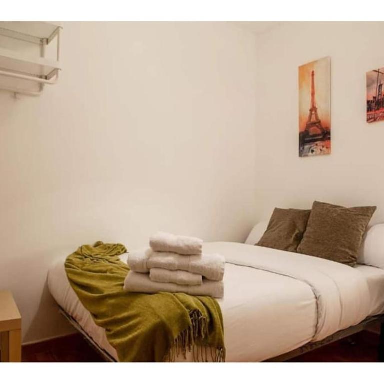 Acogedor apart. cerca de Atocha 3Pers. 2Hab. - Two-Bedroom Apartment - 5