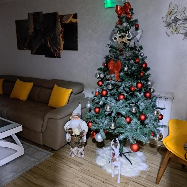 Vila Durmitor Nest Krstajic - Three-Bedroom House - 17