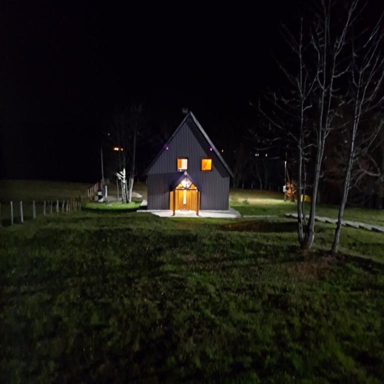 Vila Durmitor Nest Krstajic - Three-Bedroom House - 15