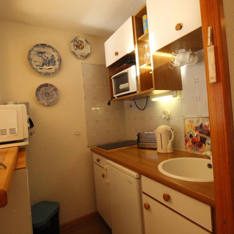 Luchon : Appartement 2 pers, Balcon Sud, Parking, Proche Thermes - FR-1-313-217 - Appartement - 2