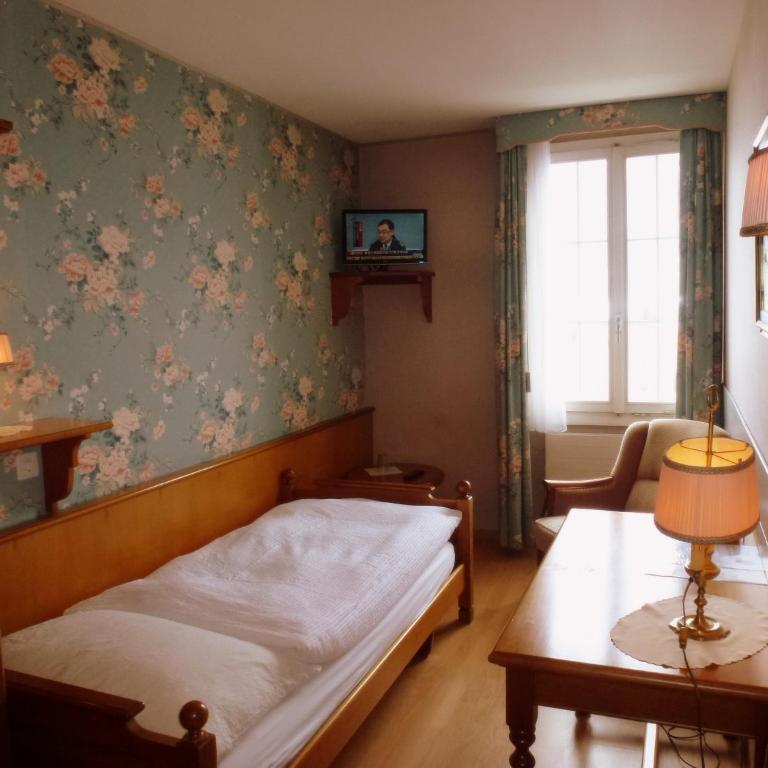 Hotel Central Continental - Single Room - 7
