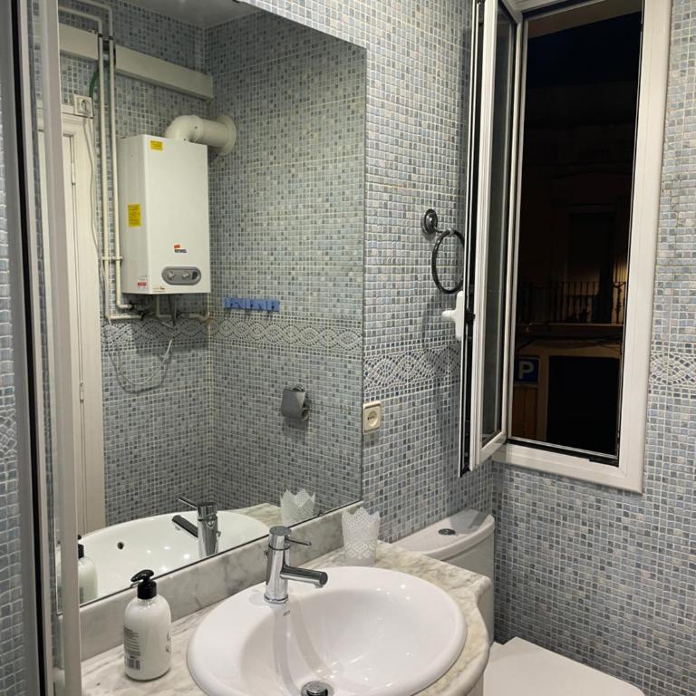 Apartamentos Barcelona - Iberia - Apartment - 9