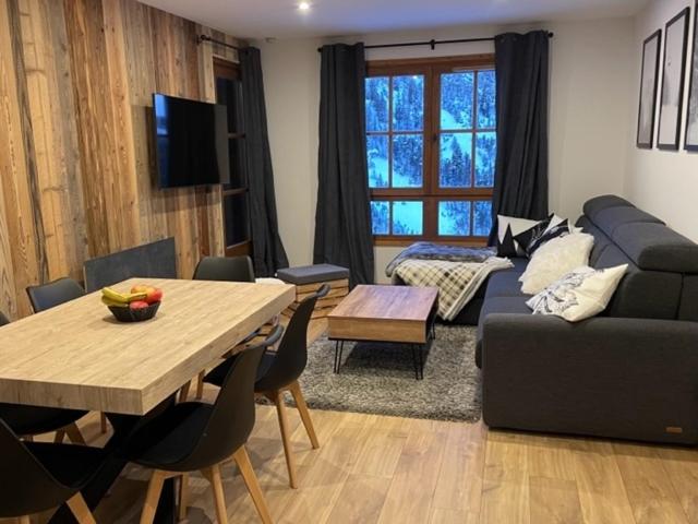 Arcs 1950 Appartement prestige Ski InOut 6 pax - Two-Bedroom Apartment - 4