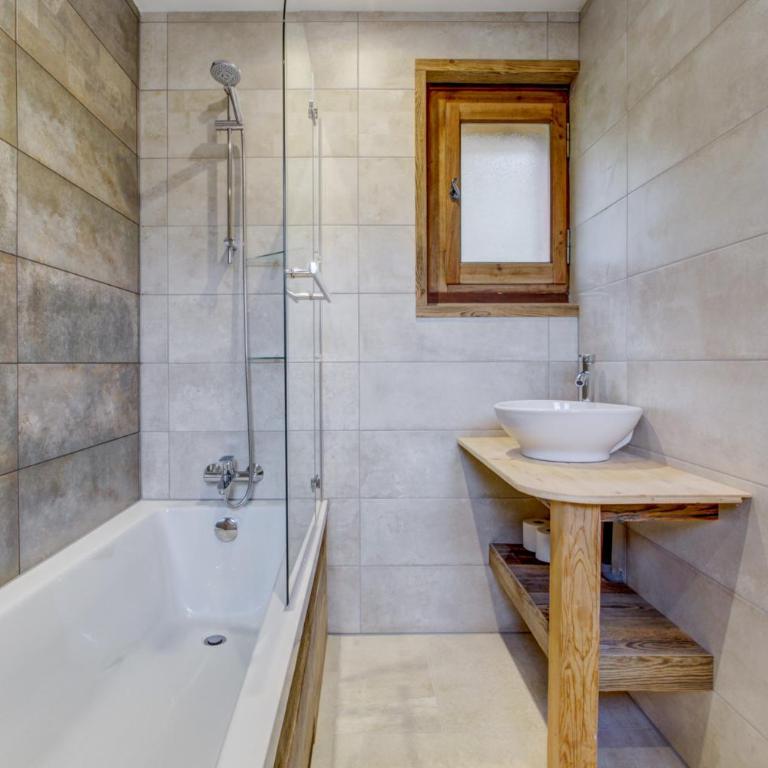 Ruisseau One Apartment -Snow and Trek Montriond - Appartement avec Vue sur la Montagne - 17