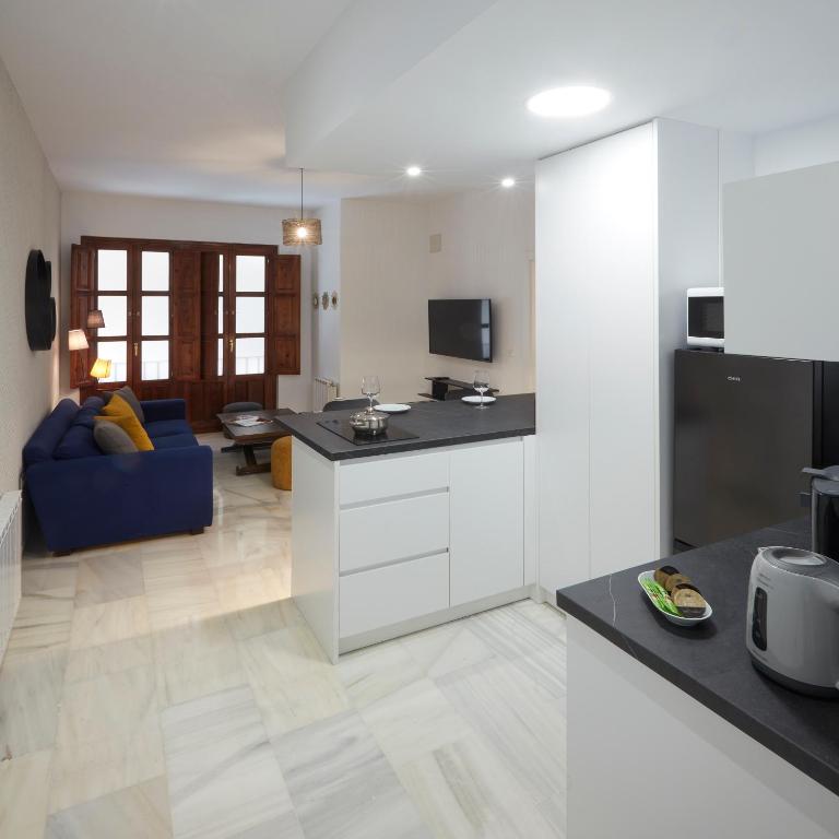 - Apartamento en Gran Vía - QH Reyes Católicos - One-Bedroom Apartment - 2