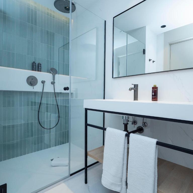 ARCELON HOTEL - From 2023 - Standard Quadruple Room - 2