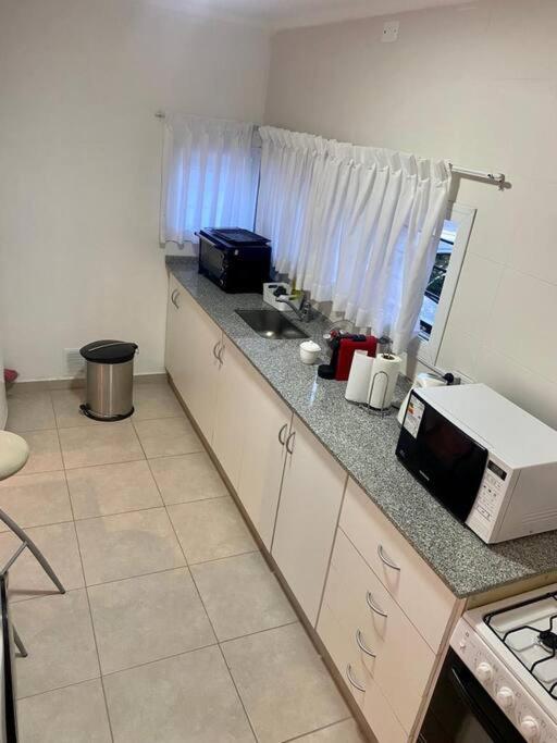 DUPLEX EN COMPLEJO CERRADO con cochera!!! - Apartamento de 2 dormitorios - 9