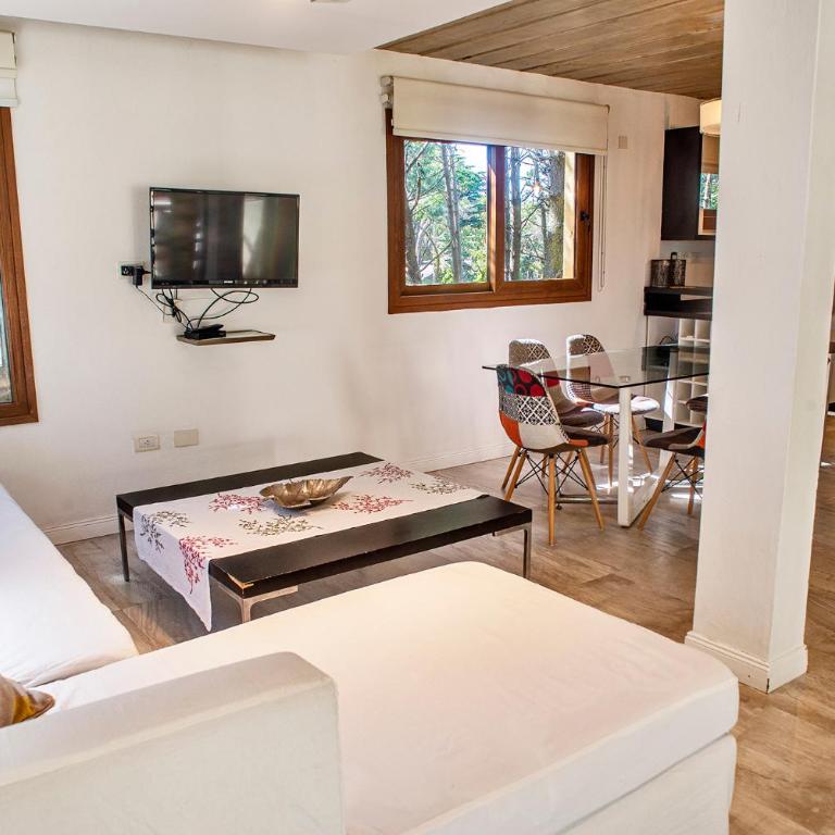 Terrazas del Bosque Aparts - Deluxe Two-Bedroom Apartment - 6
