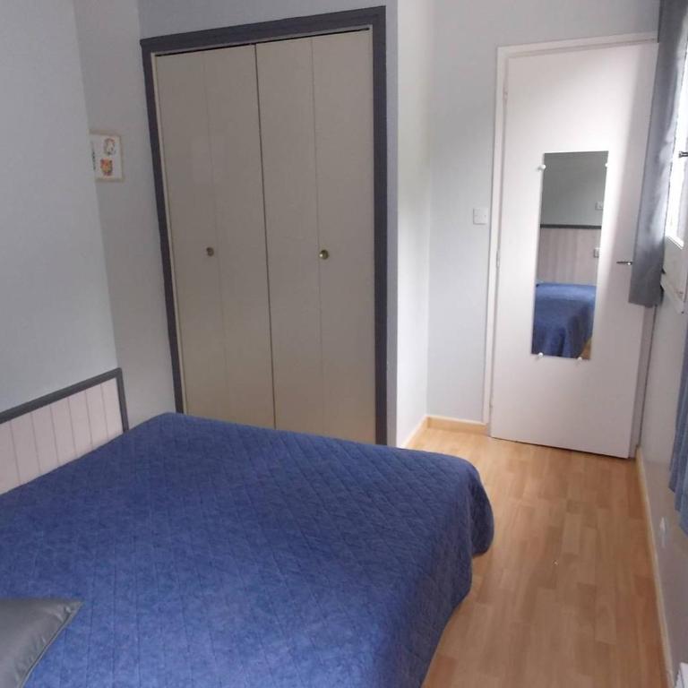 Luchon T2 Centre Ville avec Balcon Sud et Parking - Animaux Admis - FR-1-313-194 - Appartement (4 Adultes) - 3