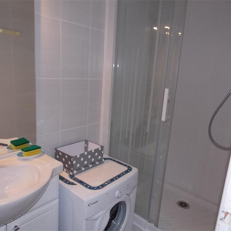 Luchon T2 Centre Ville avec Balcon Sud et Parking - Animaux Admis - FR-1-313-194 - Appartement (4 Adultes) - 5