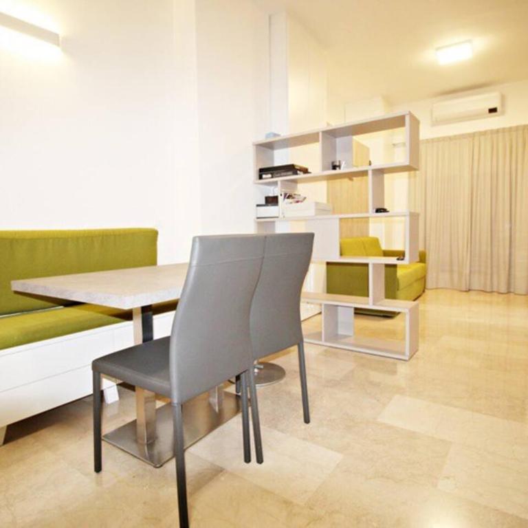 UGO BASSI LUX apartment - Studio with Terrace - 6