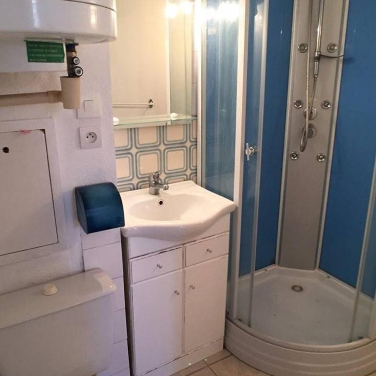 T2 Bord de Mer - 4 Pers - 50m Plage - 150m Commerces - Parking - TV - FR-1-81-228 - Appartamento (4 Adulti) - 8