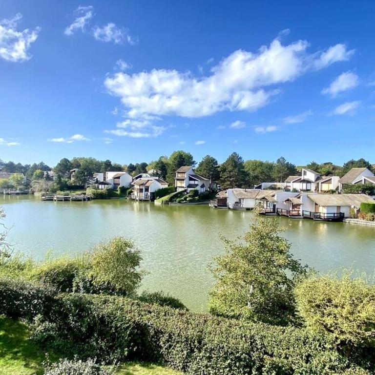 Séjour détente avec vue sur leau Appt pour 6 pers lumineux et confortable - Appartement - 62