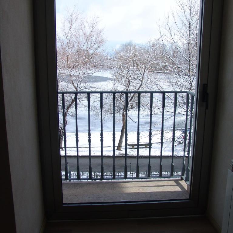Apartaments Boutique la Torreta del Llac - Apartment mit 2 Schlafzimmern, Balkon und Seeblick - 2