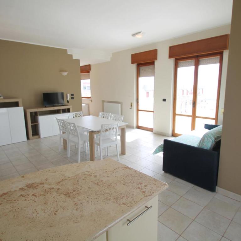 Attico Del Vico - Appartamento con 3 Camere da Letto - 8