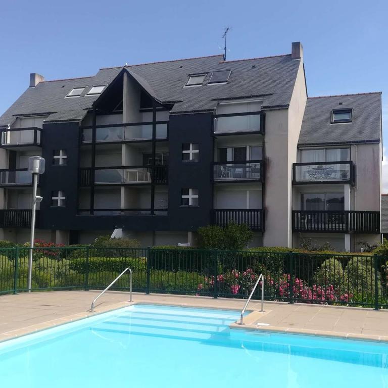 Appartement 3 pièces rénové avec piscine à Quiberon - Balcon, parking, proche plage - FR-1-478-207 - Apartment - 9